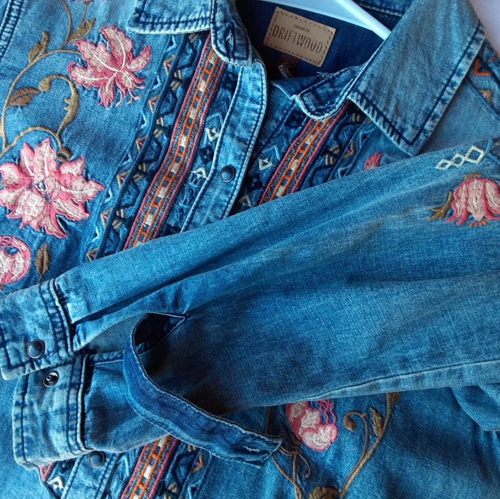 LAST CHANCE Sundance Cotton Denim Buttondown